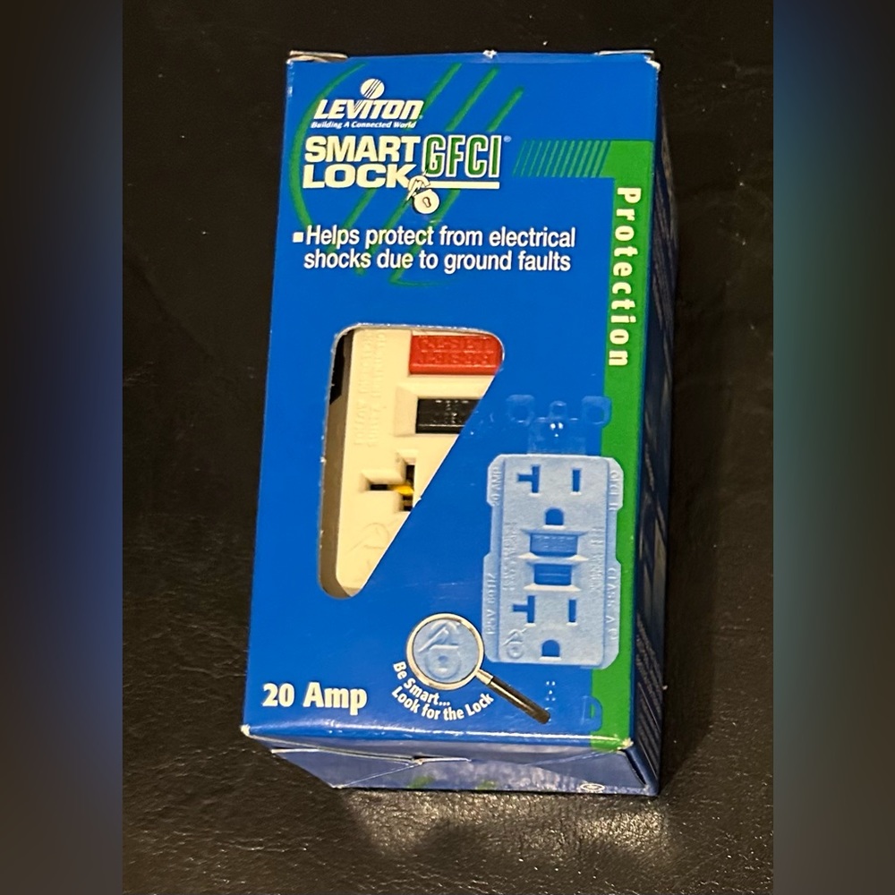 20 Amp SmartlockPro® GFCI Receptacle/Outlet, Tamper-Resistant. NWT